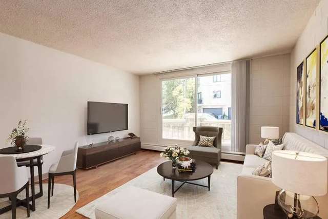 2241 14 St SW -  in Calgary