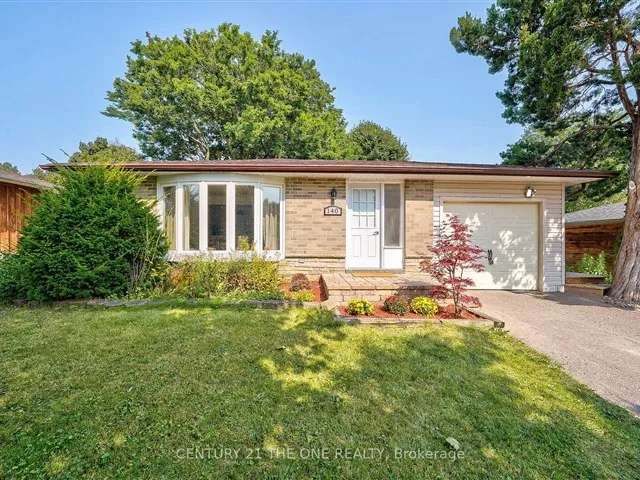 House For Sale in Aurora, Ontario