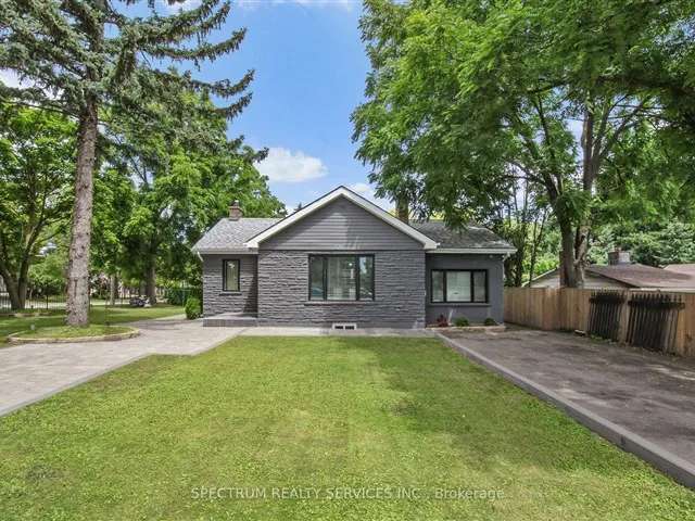 House For Sale in Vaughan, Ontario