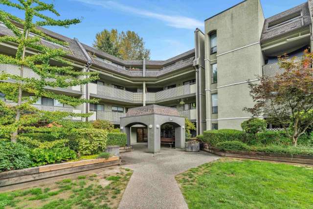 A $539,000.00 Apartment/Condo with 2 bedrooms in North Coquitlam, Coquitlam