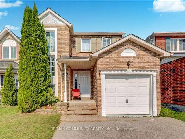 House For Sale in Oshawa, Ontario