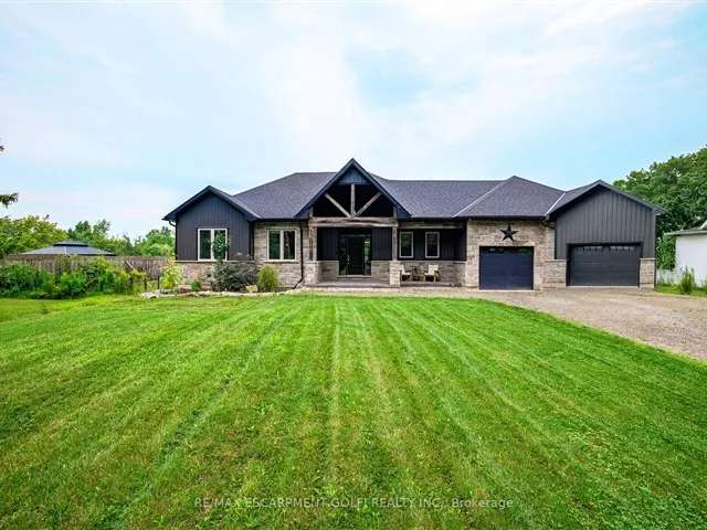 House For Sale in Welland, Ontario