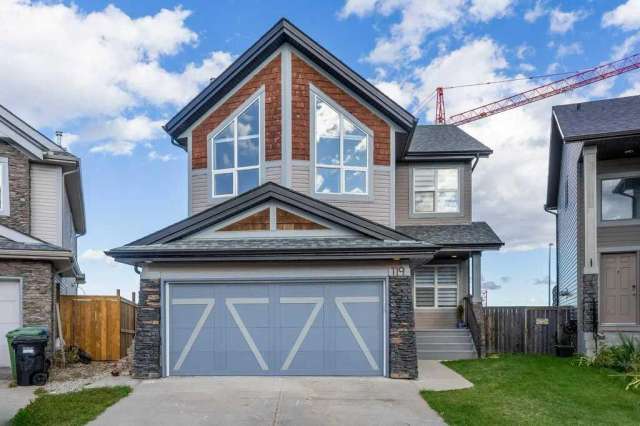 House For Sale in Calgary, Alberta