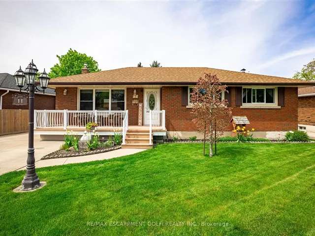 House For Sale in St. Catharines, Ontario