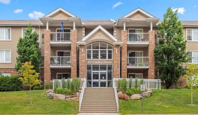 Condo For Sale in Barrie, Ontario