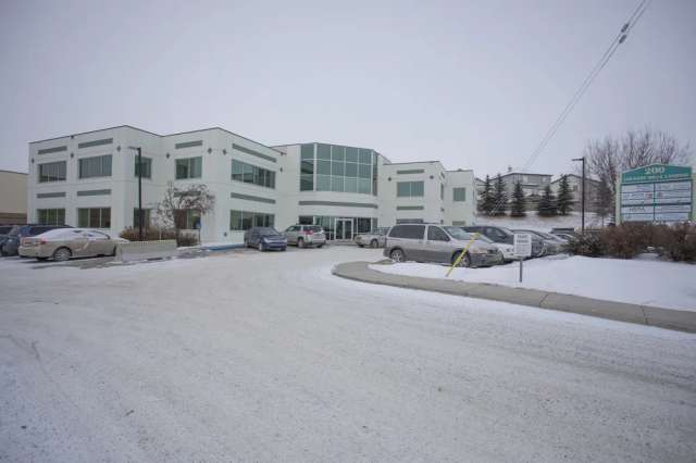 Office building For Rent in Calgary, Alberta