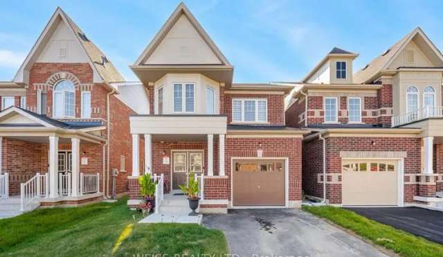 House For Sale in Oshawa, Ontario