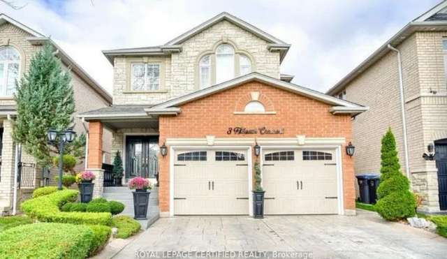 House For Sale in Brampton, Ontario