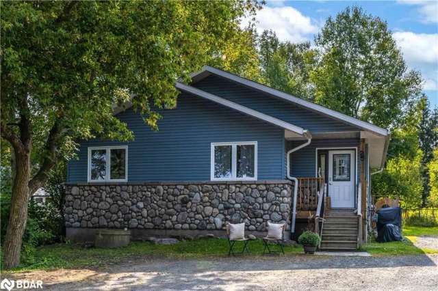 House For Sale in Huntsville, Ontario