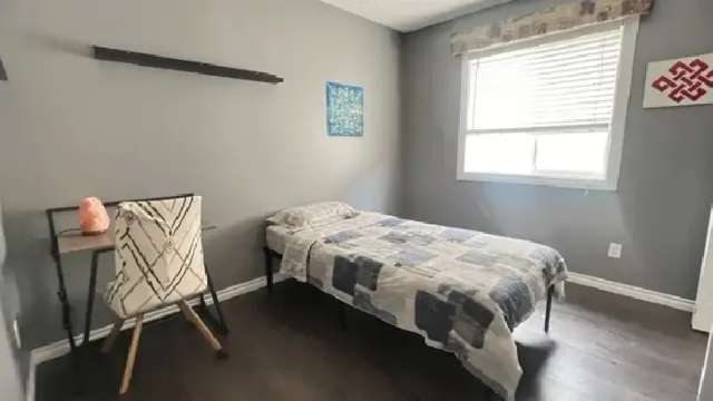 Room for Rent at 165 Ave and 55 Street Close to Londonderry Mall