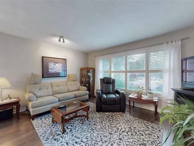 House For Sale in Ajax, Ontario