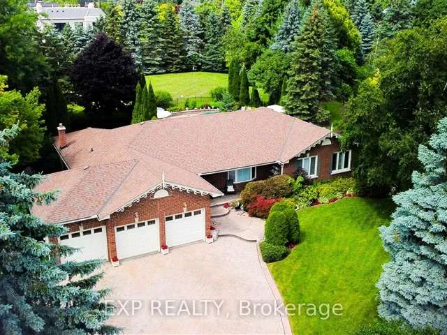 House For Sale in King, Ontario