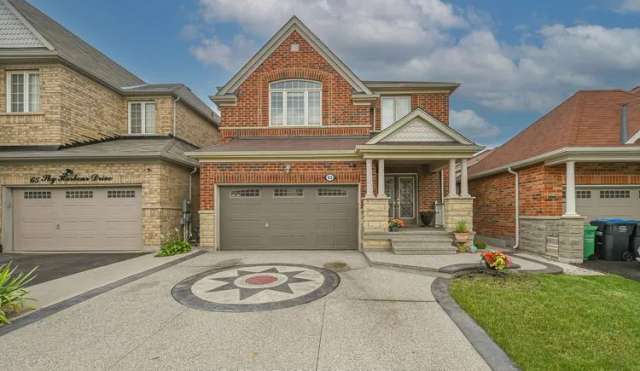 House For Sale in Brampton, Ontario