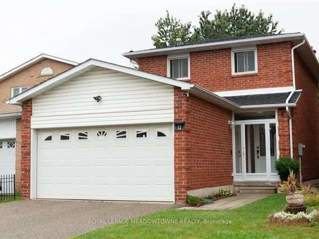 House For Sale in Brampton, Ontario