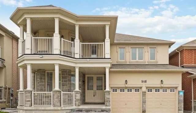 House For Sale in Richmond Hill, Ontario