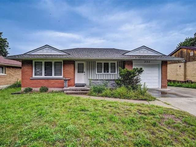 House For Sale in Cambridge, Ontario