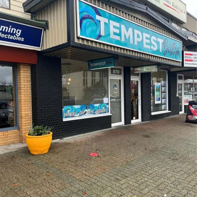 Commercial property for lease