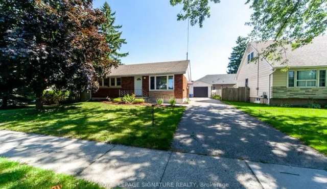 House For Sale in Stratford, Ontario