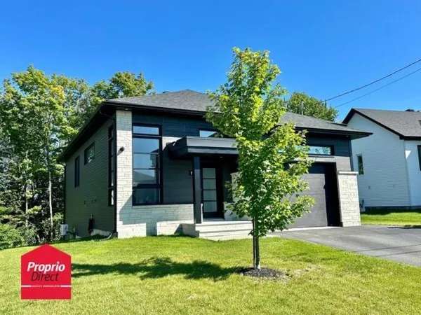 Bungalow for sale (Estrie) #QV687