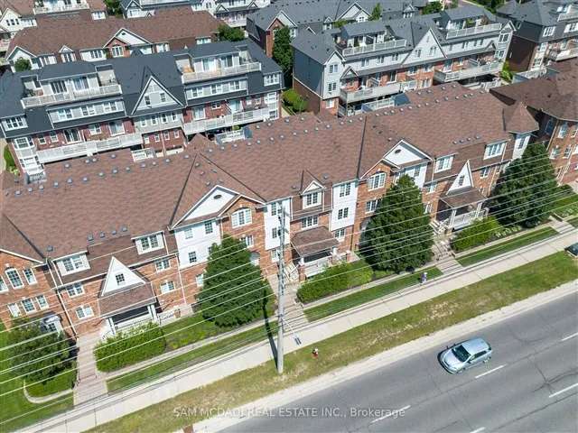 Townhouse For Sale in Mississauga, Ontario