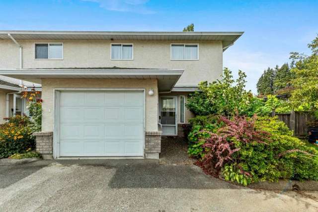 Townhouse For Sale in Mission, British Columbia