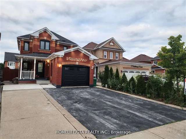 House For Sale in Brampton, Ontario