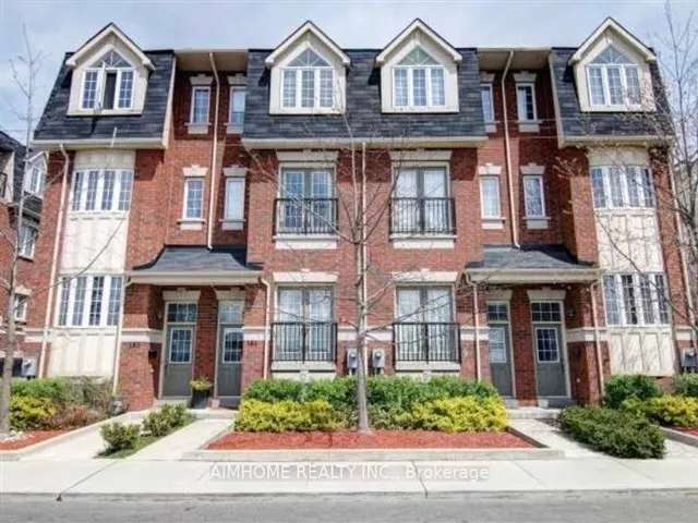 Townhouse For Rent in Toronto, Ontario