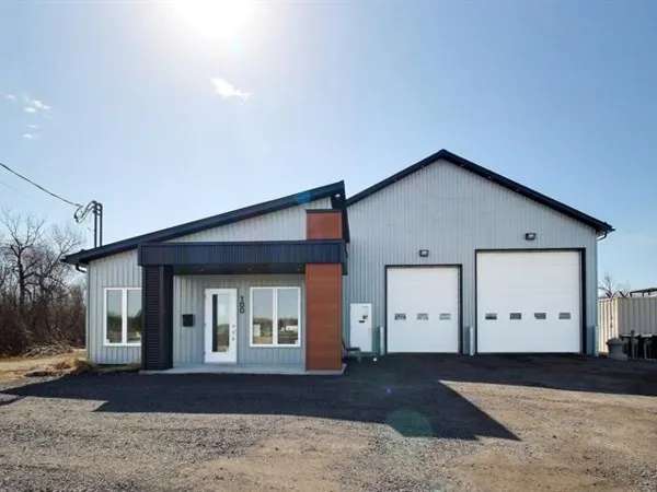 Commercial building/Office for sale (Centre-du-Québec) #QS024