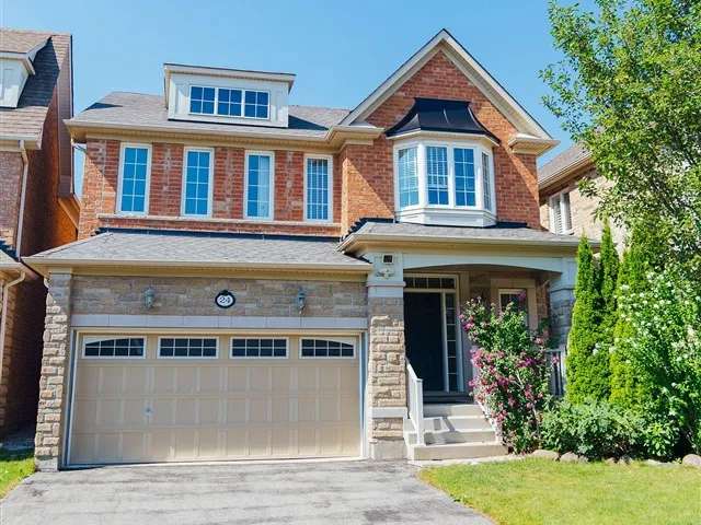 House For Sale in Markham, Ontario