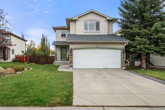 House For Sale in Okotoks, Alberta