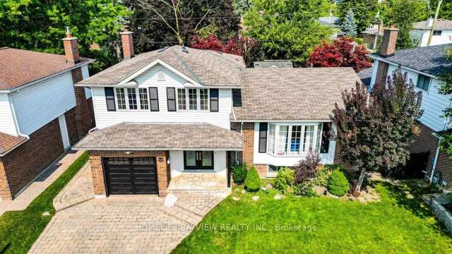 House For Sale in Markham, Ontario