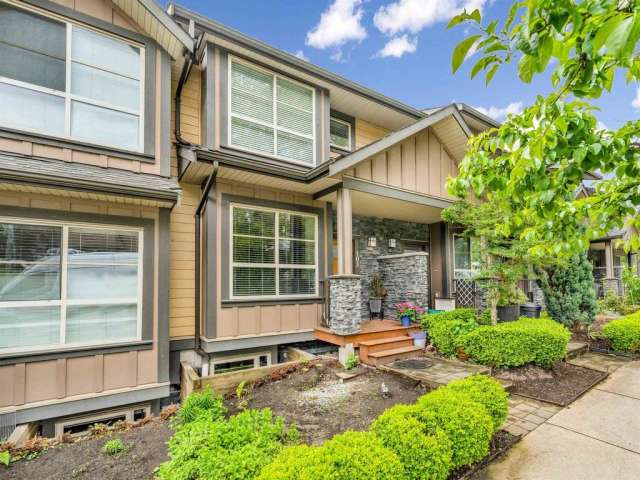 Townhouse For Sale in Coquitlam, British Columbia