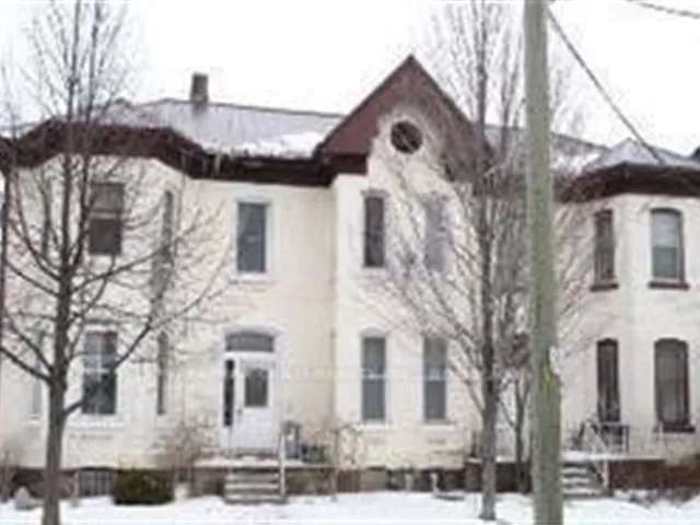 Townhouse For Sale in Woodstock, New Brunswick