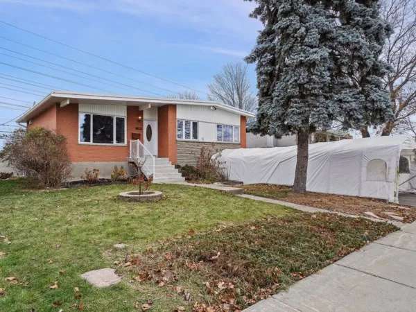 Bungalow for sale (Laval) #QH464