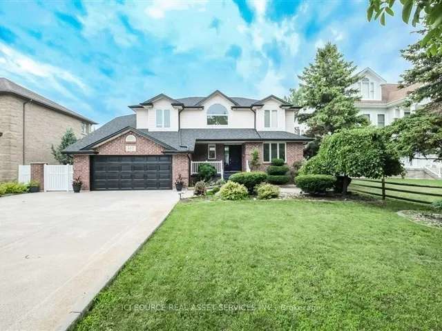 House For Sale in Windsor, Ontario