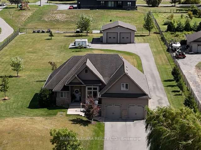 House For Sale in Wainfleet, Ontario