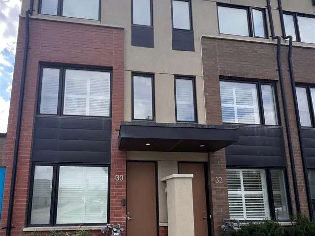 Townhouse For Rent in Toronto, Ontario