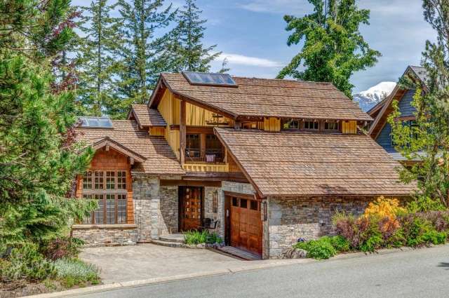 A $3,950,000.00 House/Single Family with 4 bedrooms in Spring Creek, Whistler