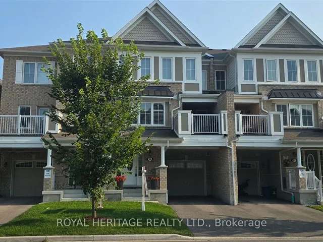 Townhouse For Sale in Whitby, Ontario