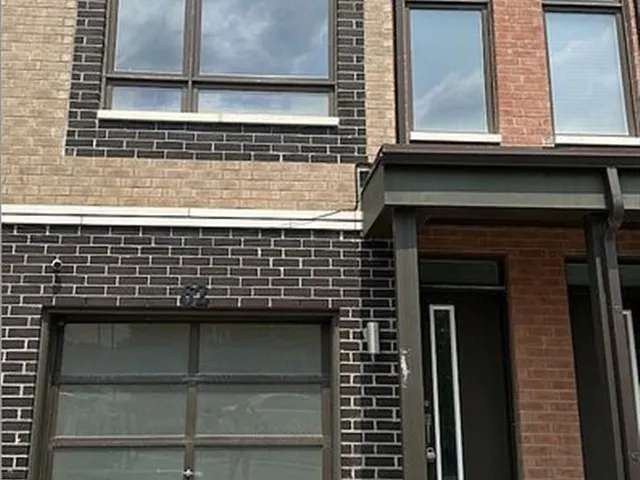 Townhouse For Rent in Vaughan, Ontario