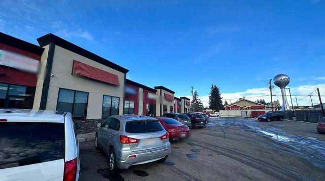 Office For Rent in Town of Cochrane, Alberta