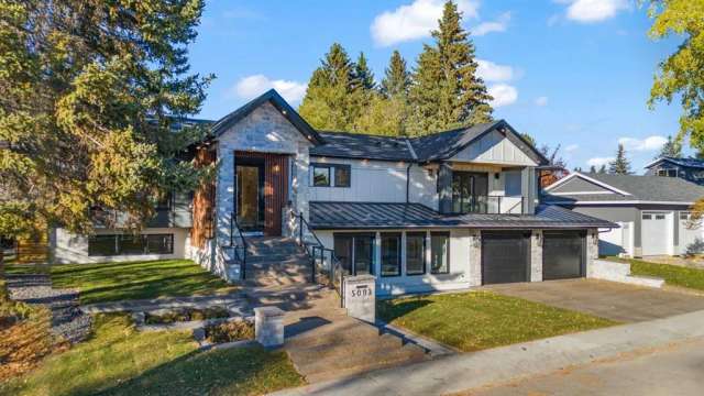 House For Sale in Calgary, Alberta