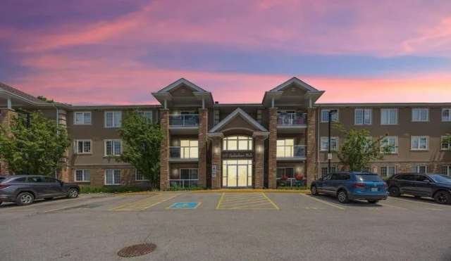 Condo For Sale in Barrie, Ontario