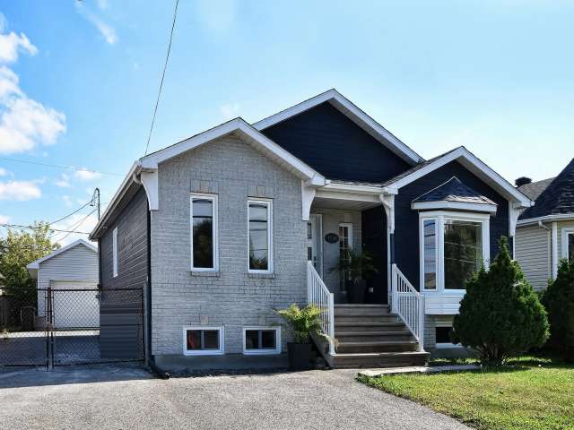 Bungalow For Sale in Mascouche, Quebec