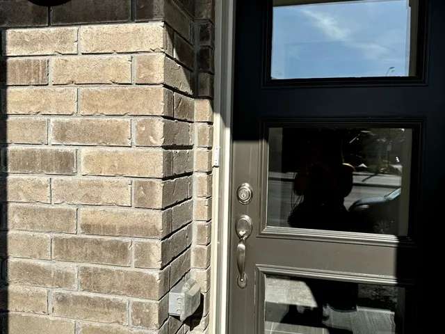 Townhouse For Rent in Pickering, Ontario