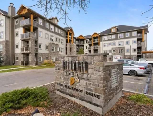 Hillsdale Condo with Underground Parking