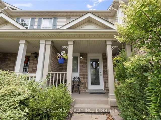 Townhouse For Sale in Milton, Ontario