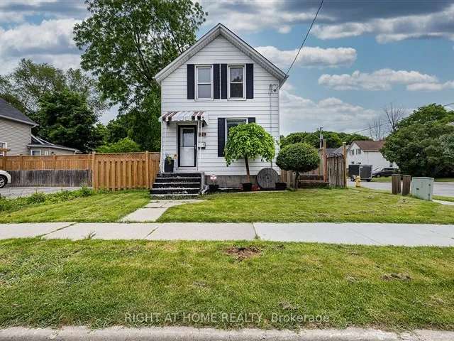 House For Sale in Oshawa, Ontario