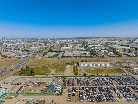 Industrial For Rent in Calgary, Alberta