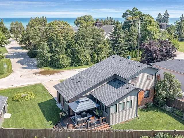 House For Sale in Collingwood, Ontario